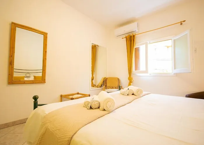 Апартаменты Yellow Sun Порто-Ротондо